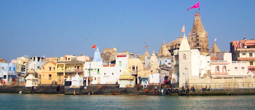 dwarkadheesh temple dwarka city