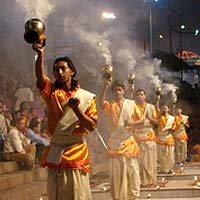 ghat aarti ganga varanasi